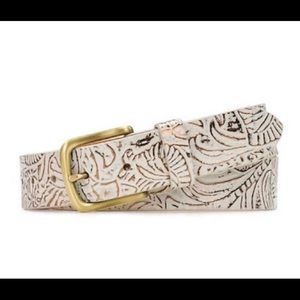 New Patricia Nash belt size small
